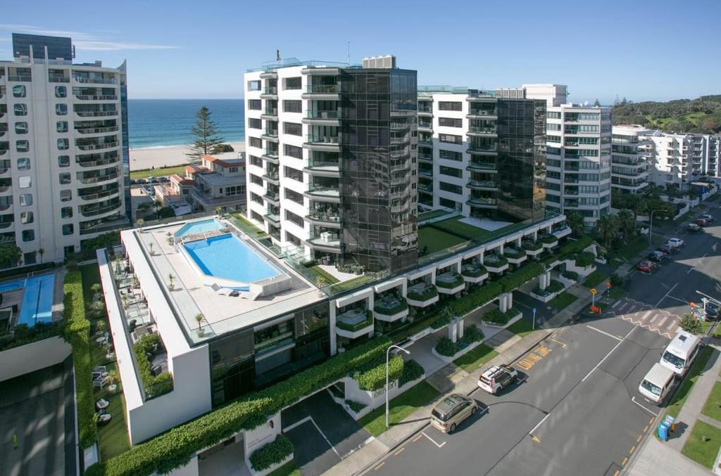 Marvelous Downtown Apartment Moments From Main Beach With Heated Pool, Gym And Parking ماوْنت مونغانيو المظهر الخارجي الصورة
