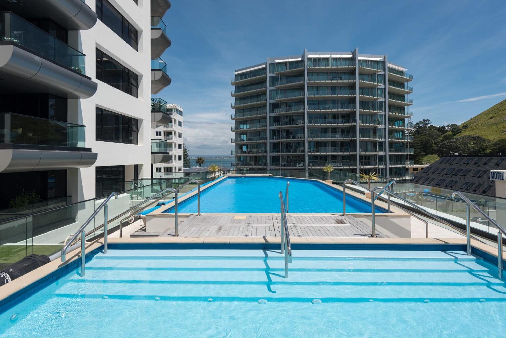 Marvelous Downtown Apartment Moments From Main Beach With Heated Pool, Gym And Parking ماوْنت مونغانيو المظهر الخارجي الصورة