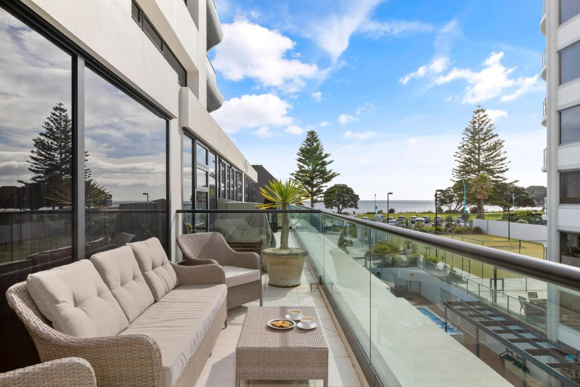 Marvelous Downtown Apartment Moments From Main Beach With Heated Pool, Gym And Parking ماوْنت مونغانيو المظهر الخارجي الصورة